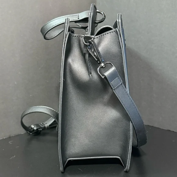 Steve Madden Bevelyn XL Purse (Black) - Picture 4 of 7